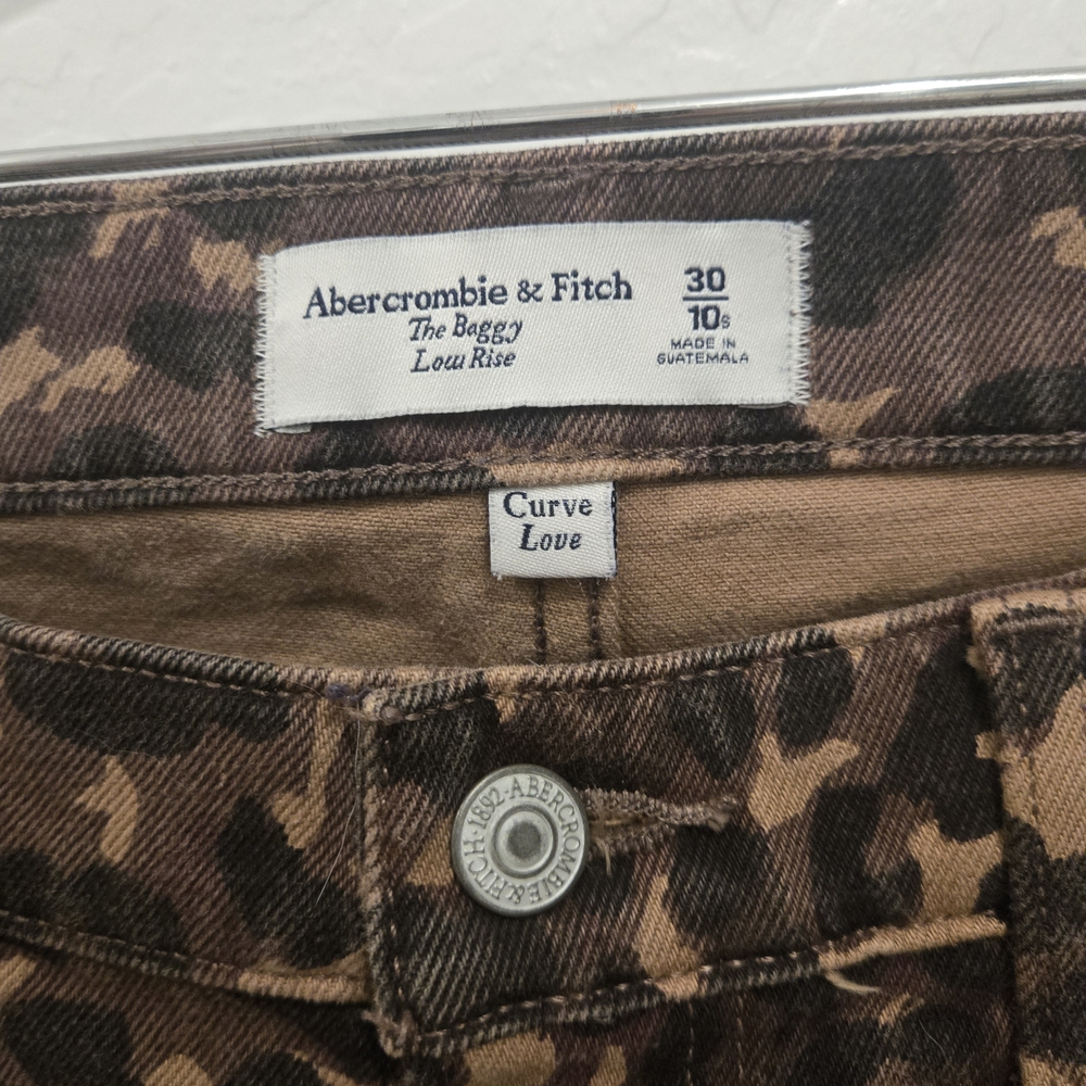 Abercrombie & Fitch Cheetah Pants